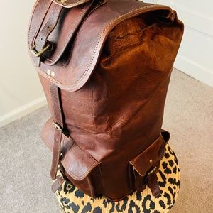 100% Genuine Leather Backpack/Rucksack (Unisex)
